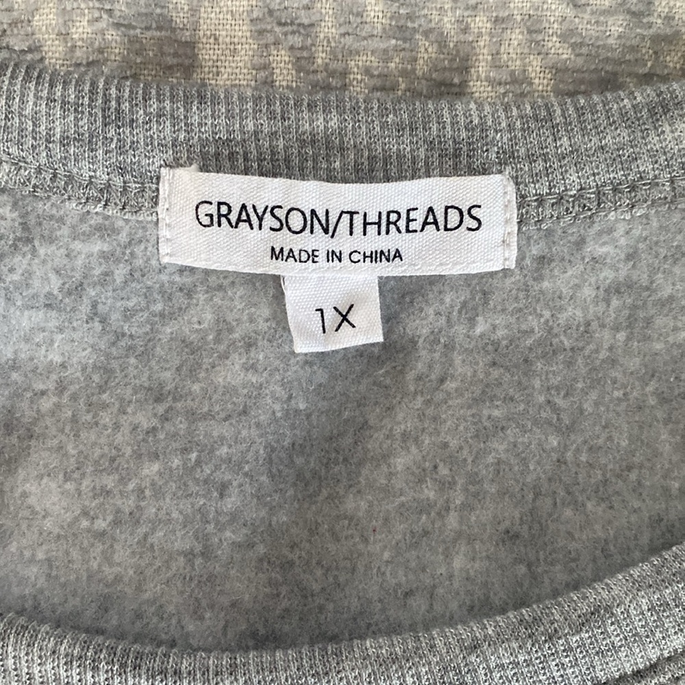 Grayson Threads 1x Leopard Print Women’s Sweatshirt - Picture 2 of 4